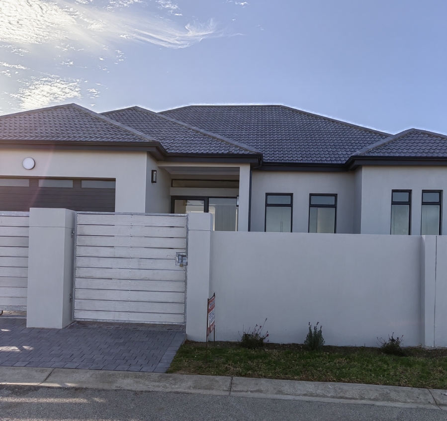 4 Bedroom Property for Sale in Fountains Estate Eastern Cape